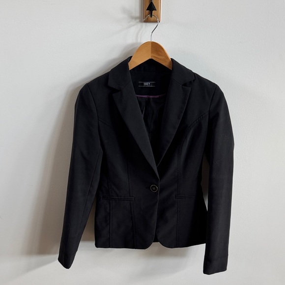 Suzy Shier Jackets & Blazers - Suzy Shier Classic Black Suit Jacket